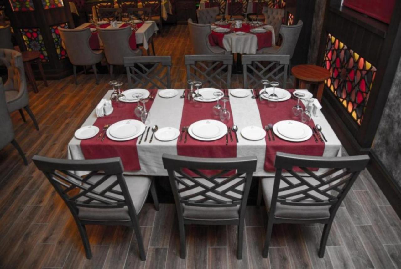 Macara Sheki City Hotel Buitenkant foto