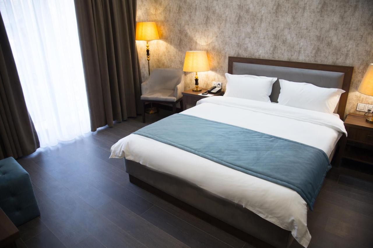 Macara Sheki City Hotel Buitenkant foto