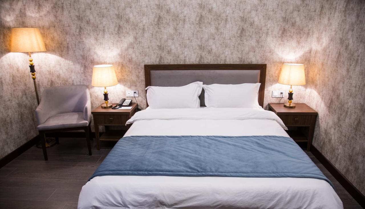 Macara Sheki City Hotel Buitenkant foto